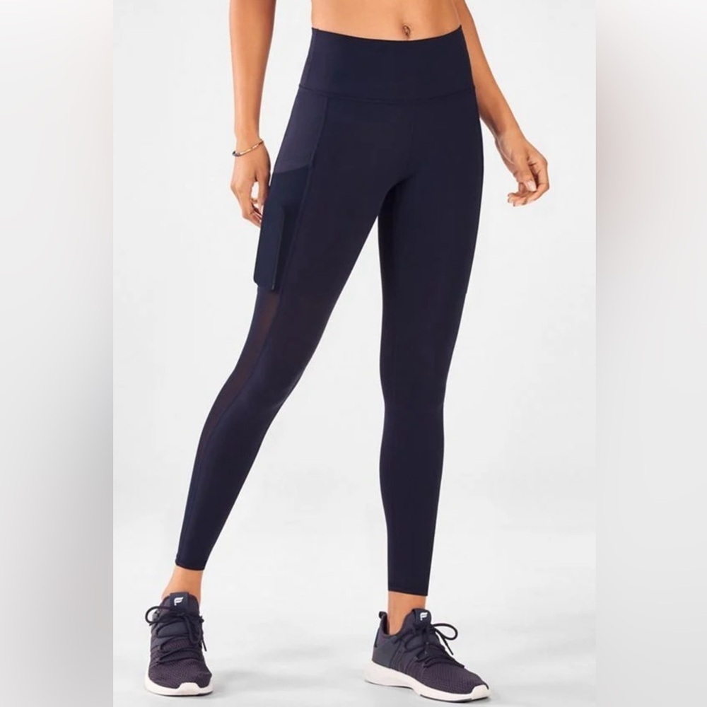 FABLETICS Sz 3X Powerhold Leggings Comfort Waist High Rise Pockets Stretchy
